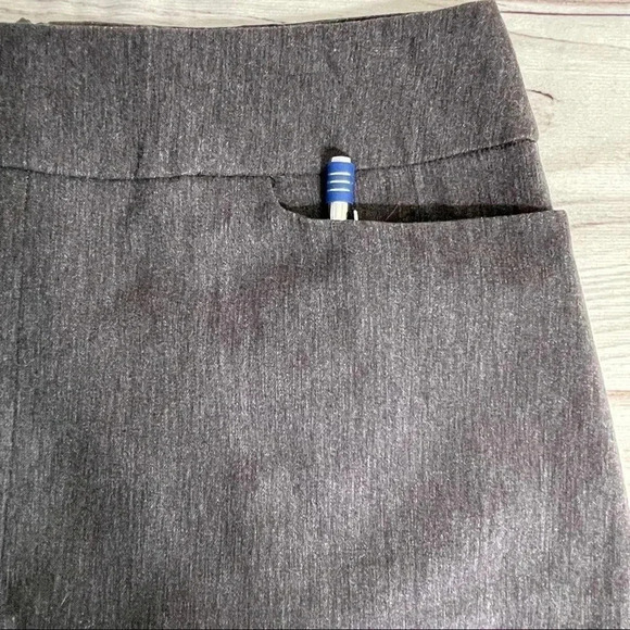 B Moss Dark Gray Stretch Midi Pencil Skirt Size 8 - Picture 4 of 12